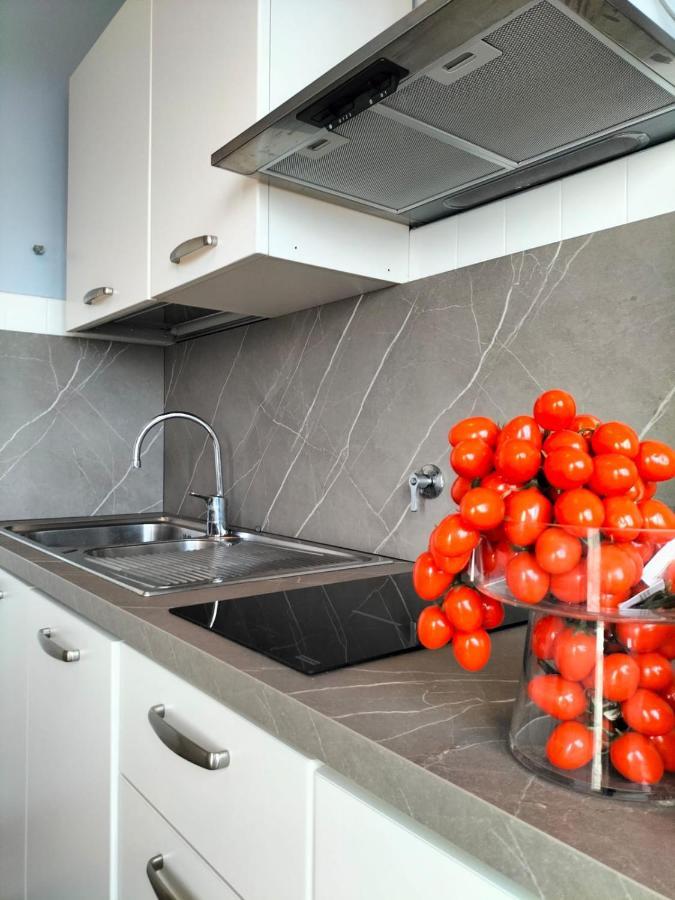 Attico Con Vista Mozzafiato Lägenhet Bordighera Exteriör bild